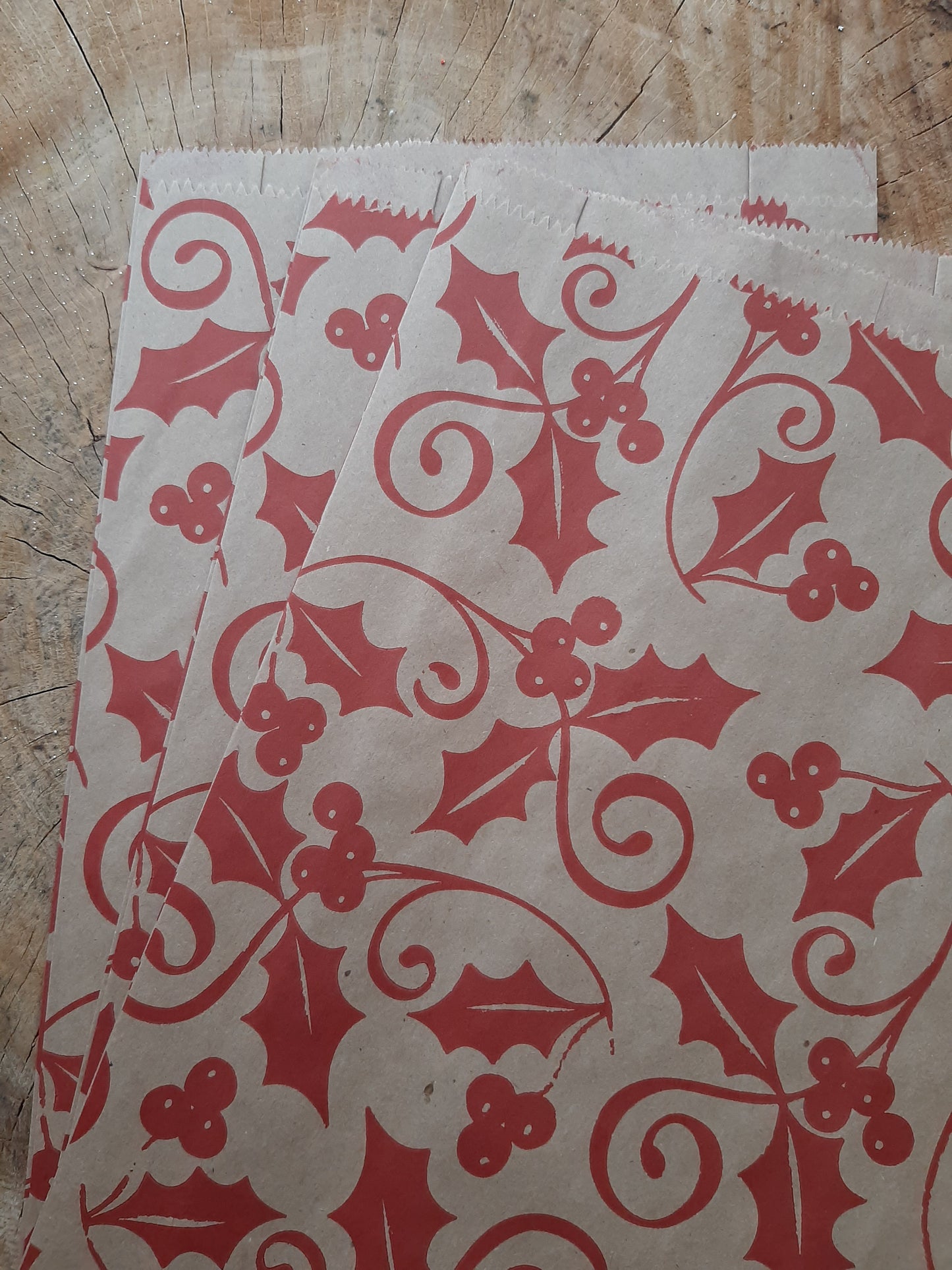 Christmas Wrapping Brown & Red Holly Paper gift bag Set (5)