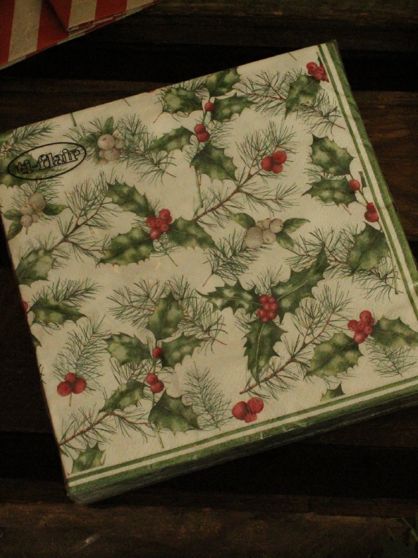 Christmas Serviettes - Holly