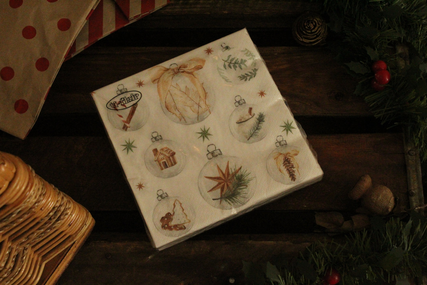 Christmas Serviettes - Natural Baubles