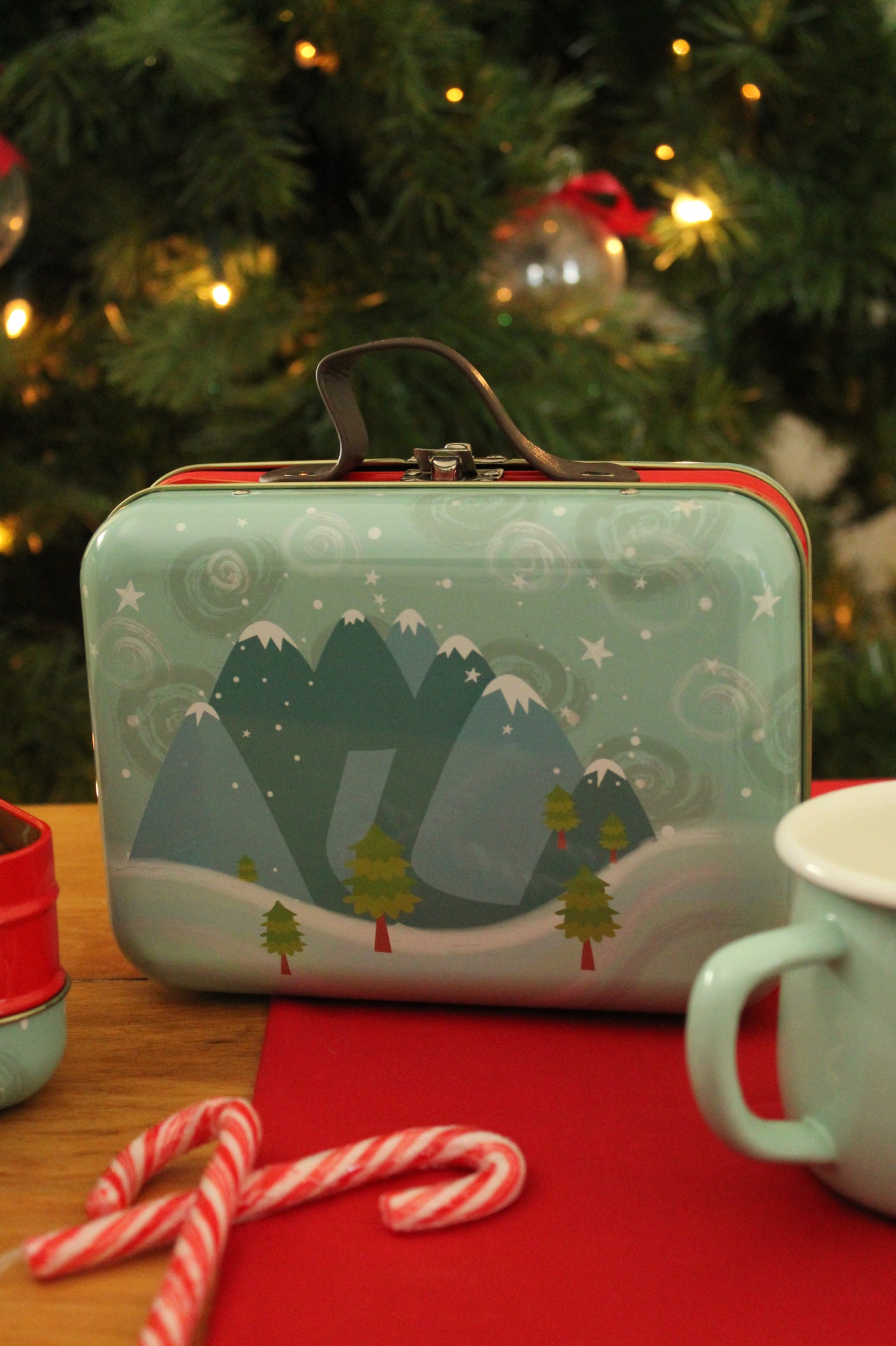 Christmas Tin Suitcase - Let it Snow