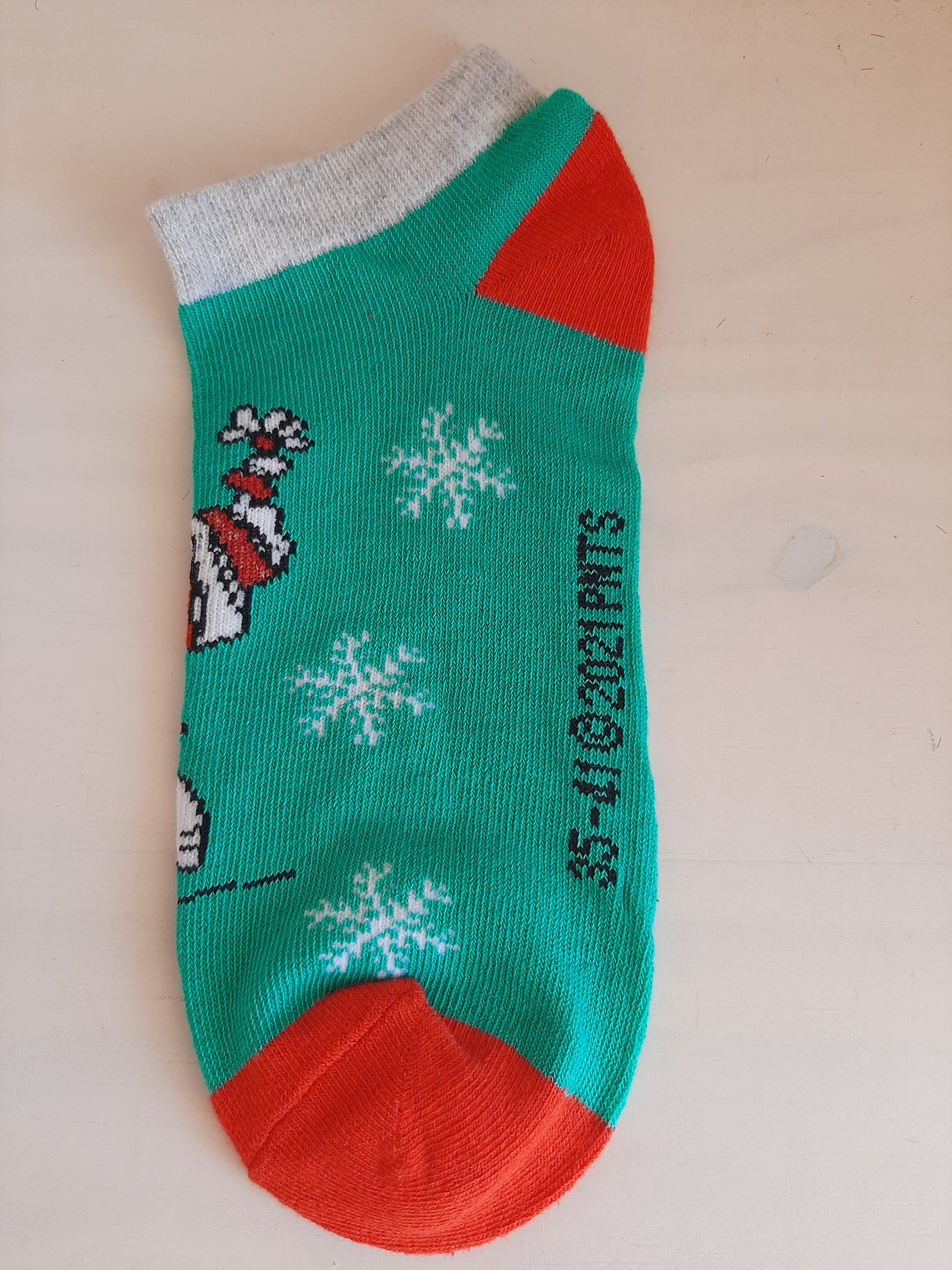 Christmas Ankle Socks - Snoopy Skating (35-41)