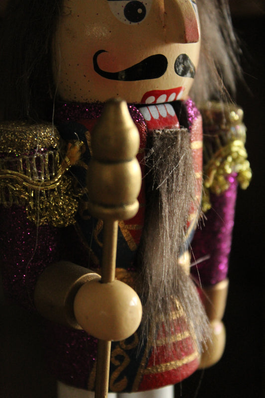 Christmas Nutcracker - King Purple 25cm