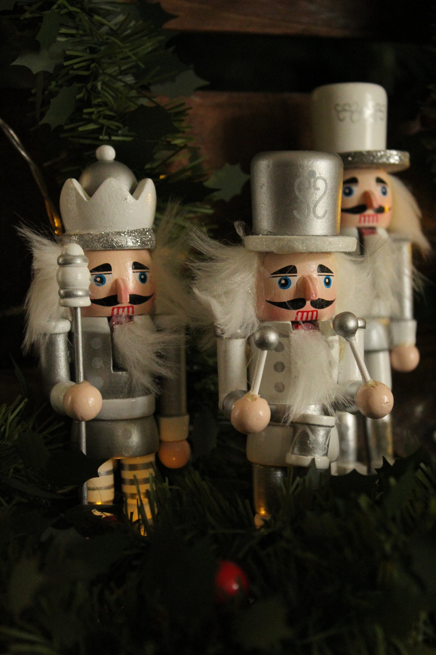 Christmas Nutcracker - Silver and White 15cm