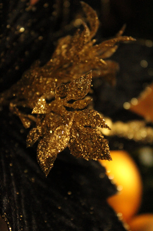 Poinsettia - Gold glitter and Black 26cm
