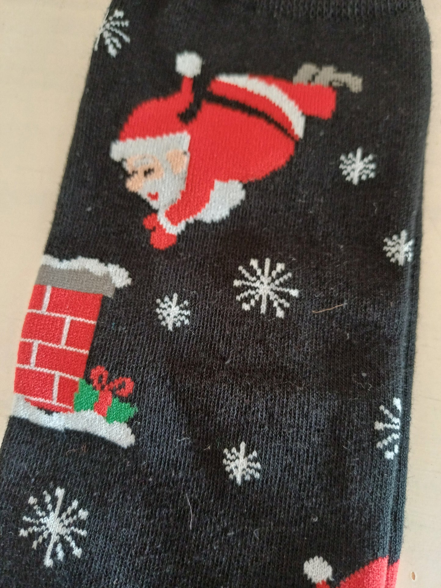 Christmas Socks - Santa Chimney (39-42)