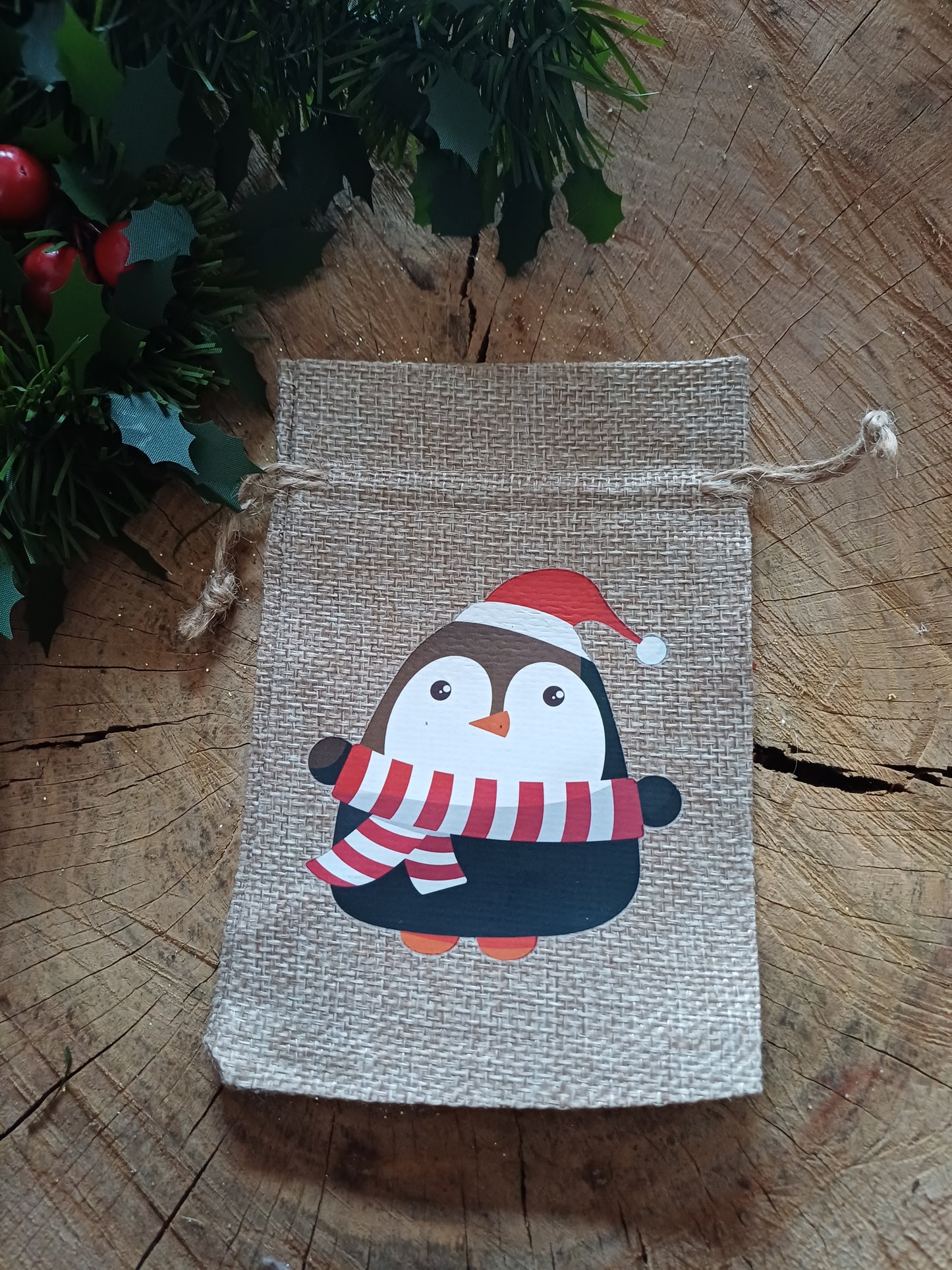 Christmas Wrapping - Hessian gift bag (10 x 15) *Diff Styles