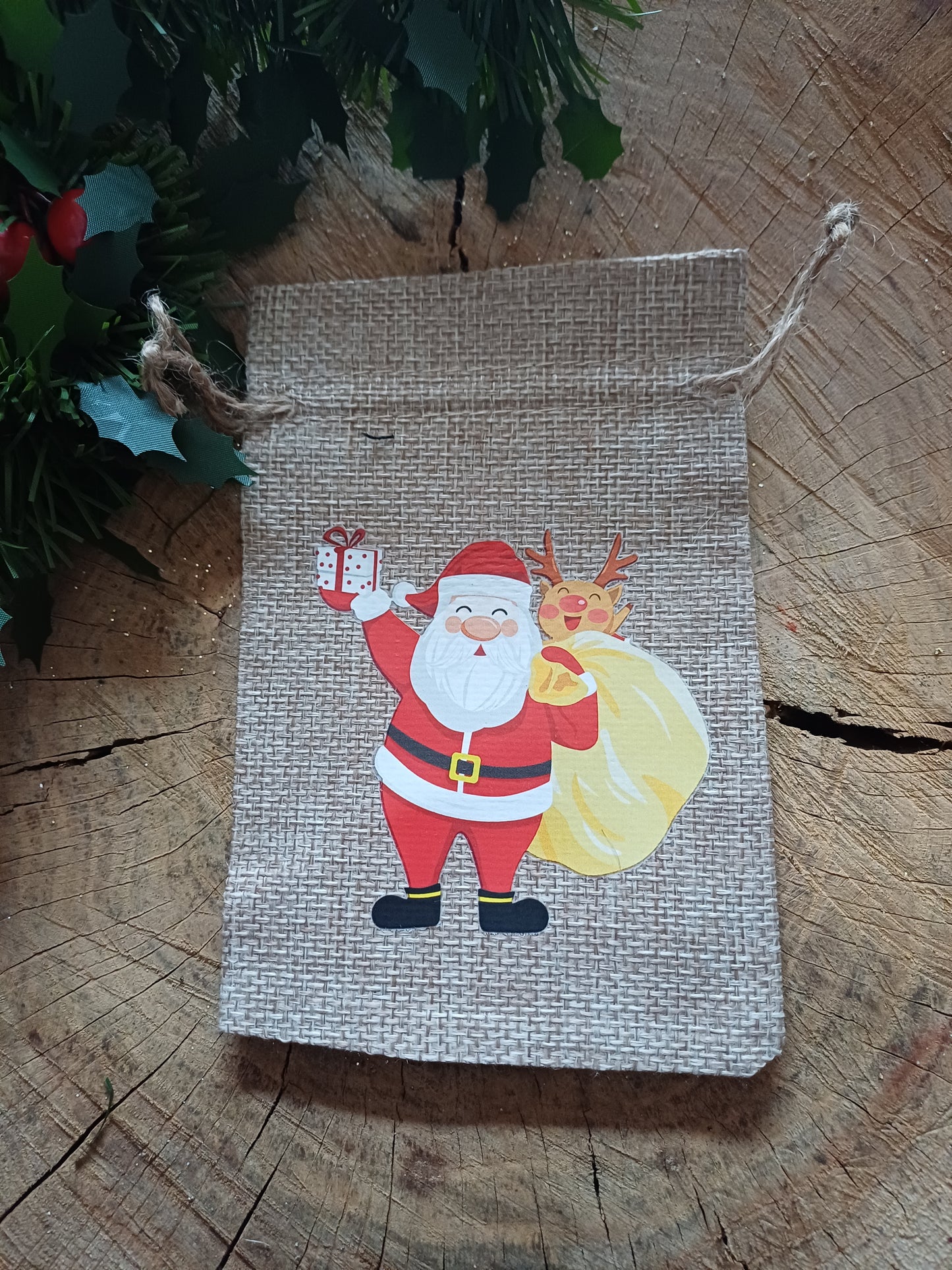 Christmas Wrapping - Hessian gift bag (10 x 15) *Diff Styles