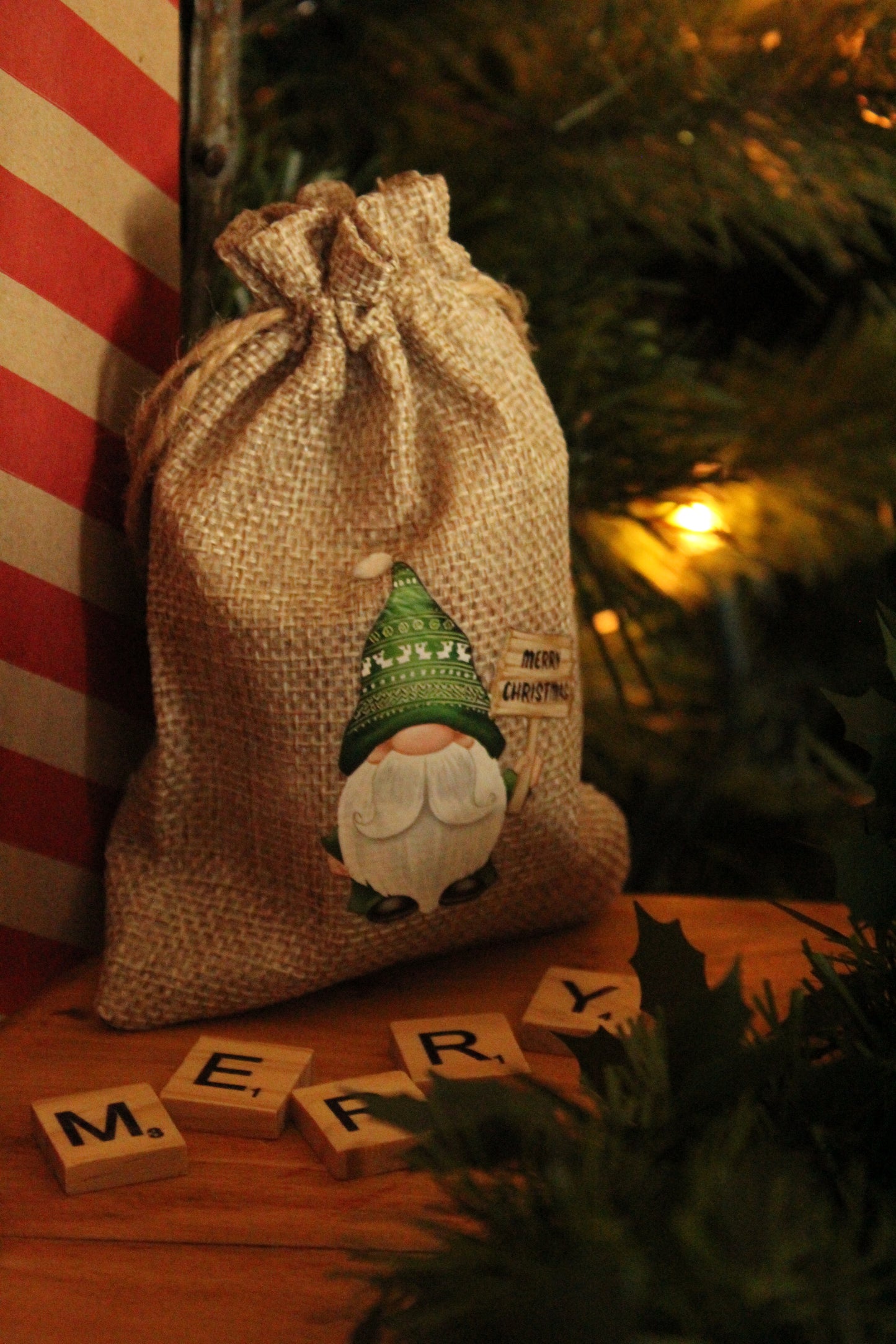 Christmas Wrapping - Hessian gift bag Gnomes (10 x 15) *Diff Styles
