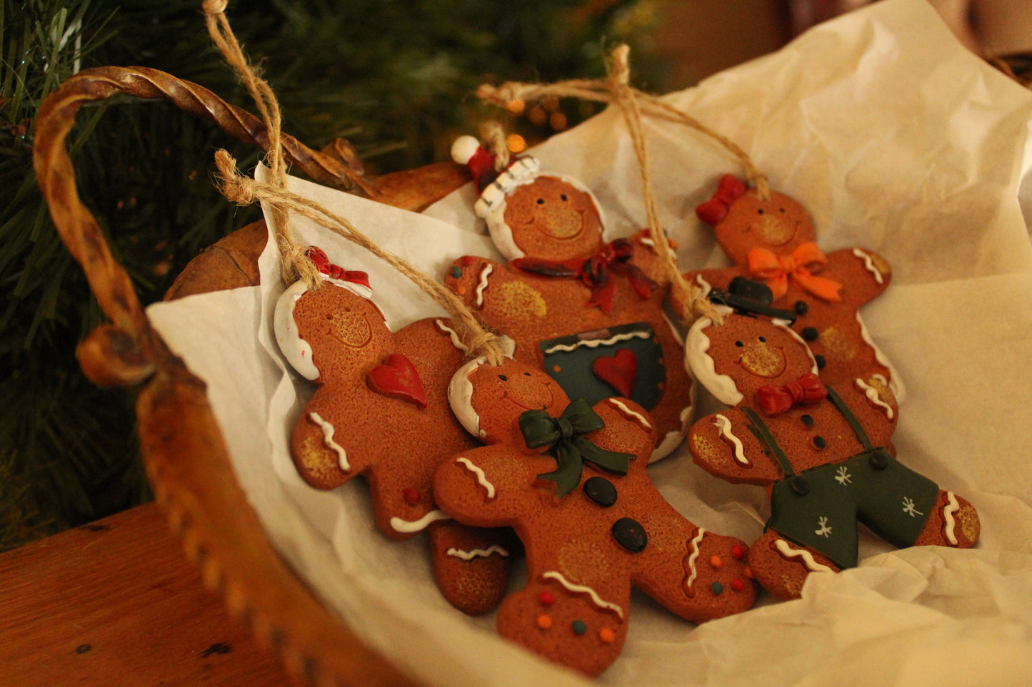 Christmas Ornament - Gingerbread men orange