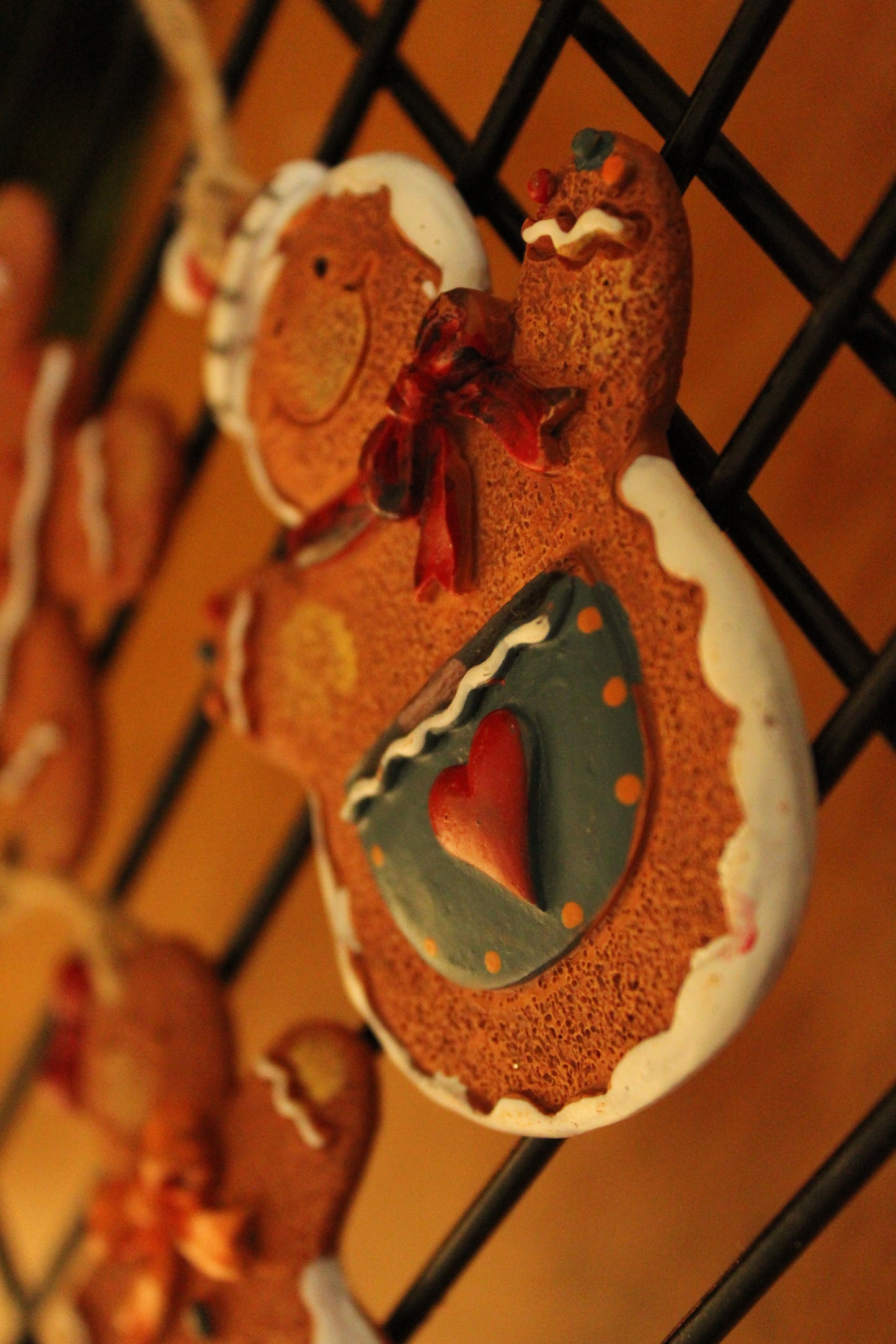 Christmas Ornament - Gingerbread men blue and red