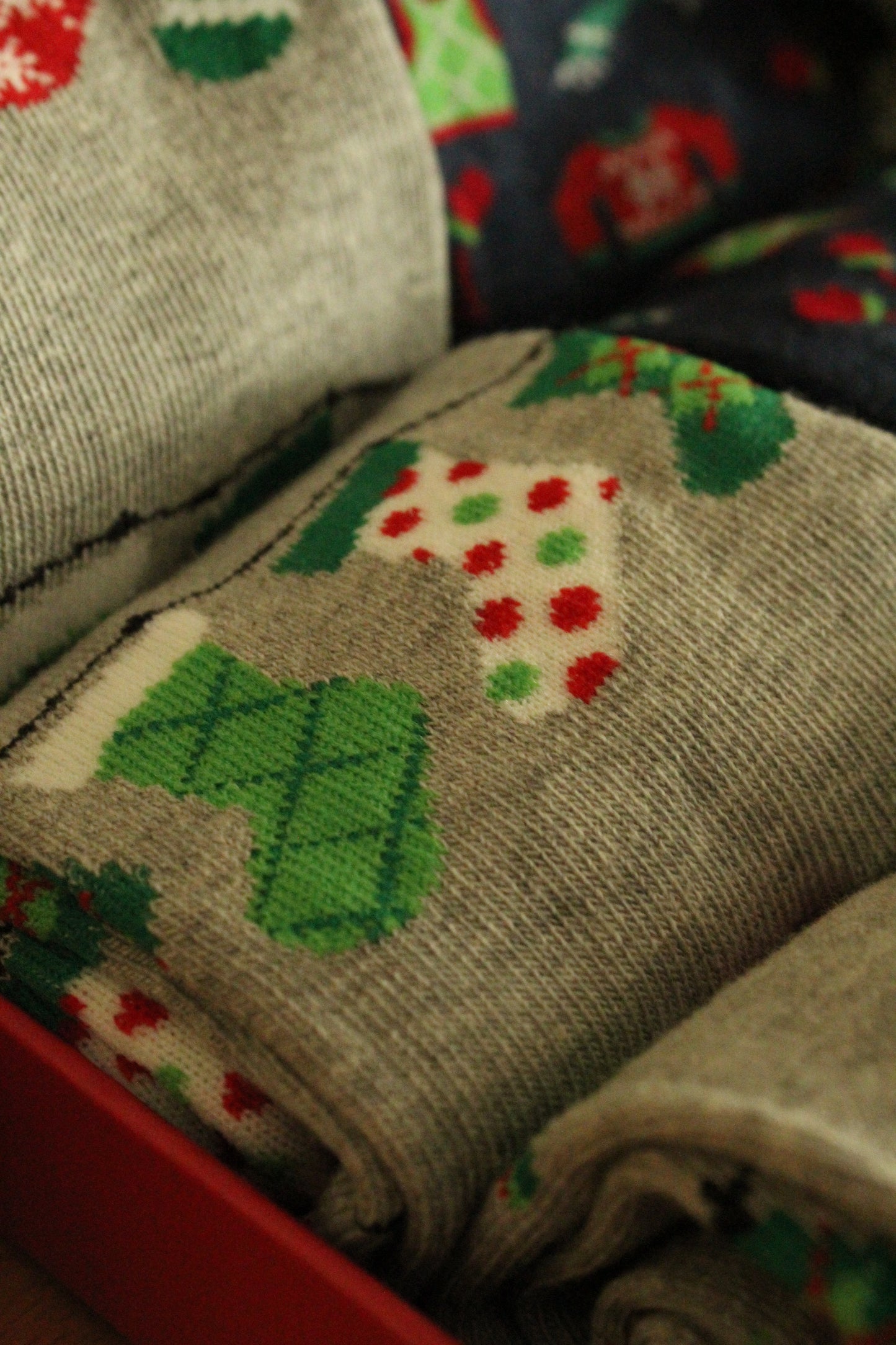 Christmas Kids Socks - Grey with Stockings (28 - 30)