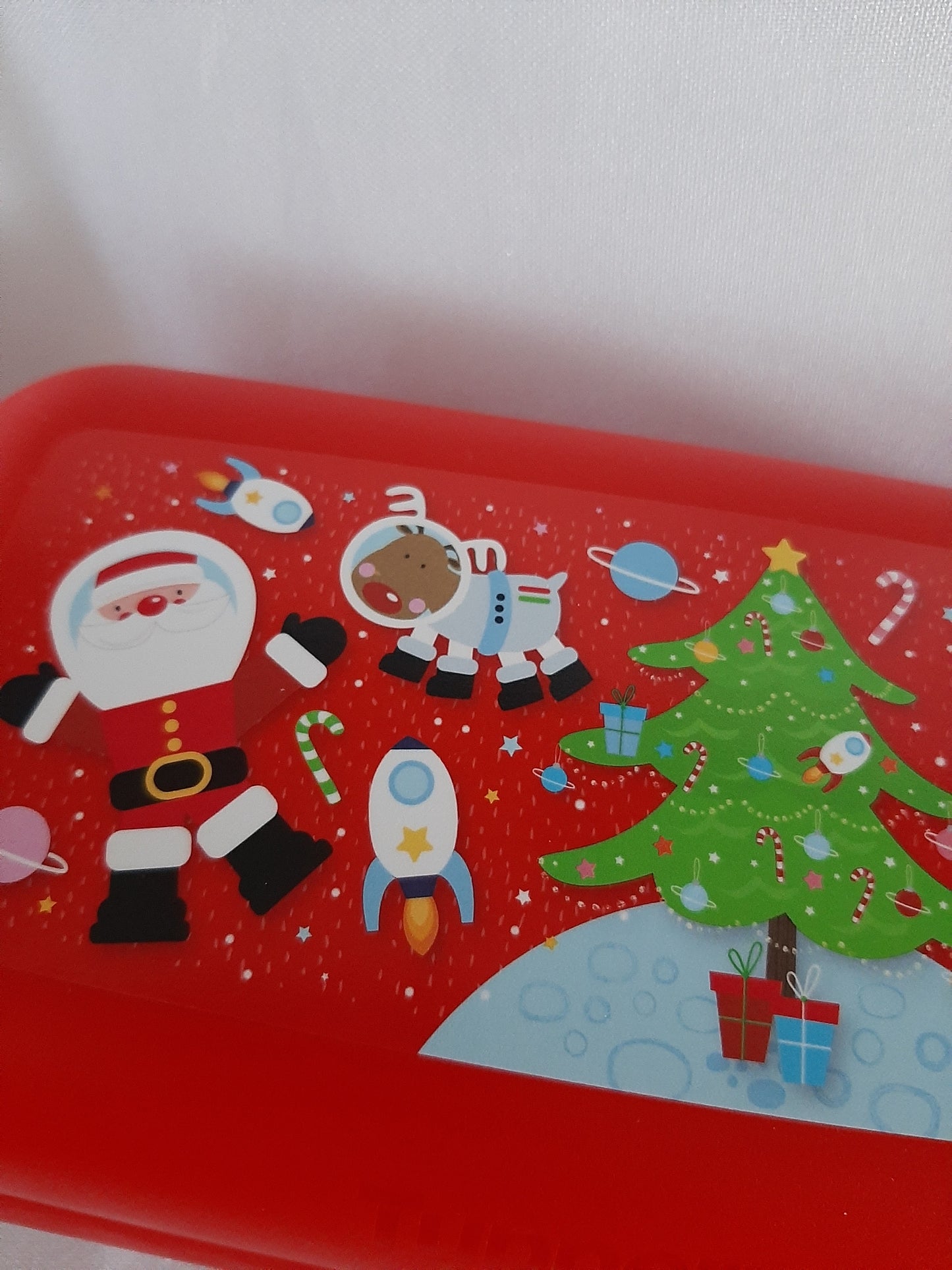 Christmas Tupperware Oyster Oblong - Red