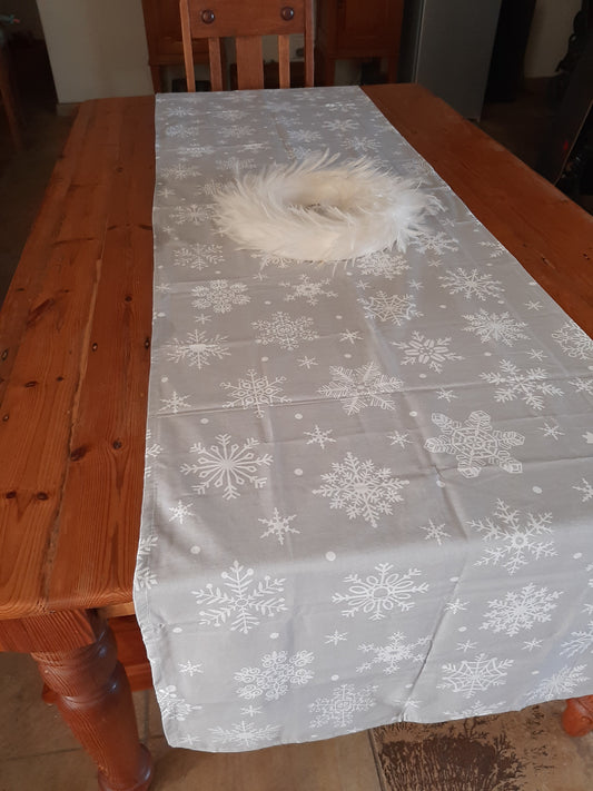 Table Runner - White and Grey 2300 x 600