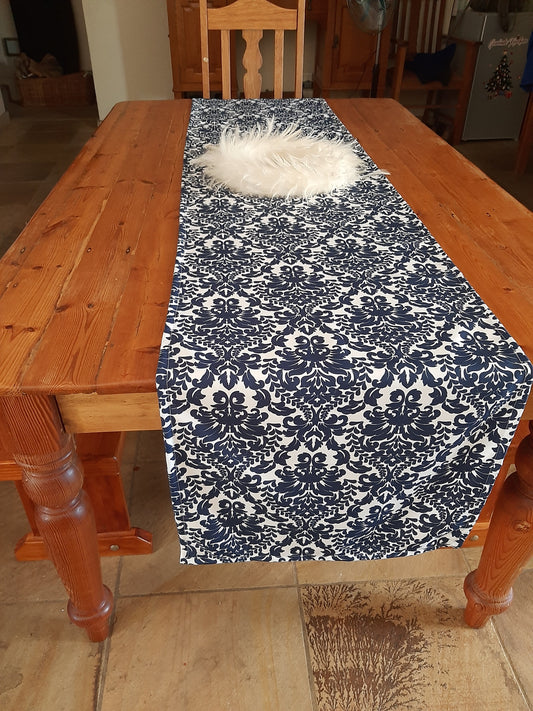 Table Runner - Blue and White 2500 x 500