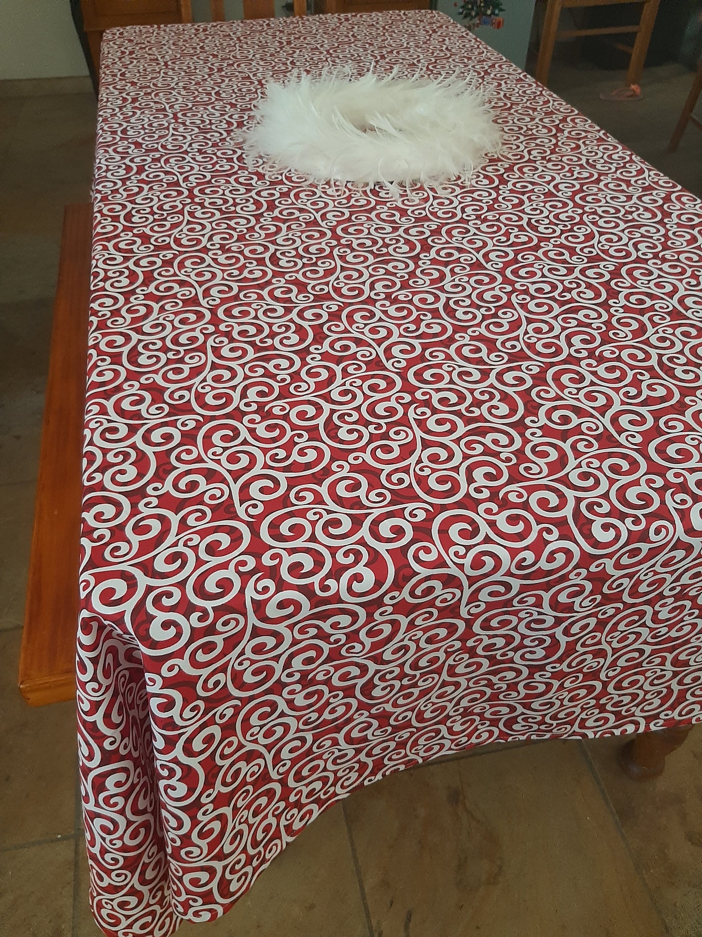 Tablecloth - Red and White Curls 2300 x 1500