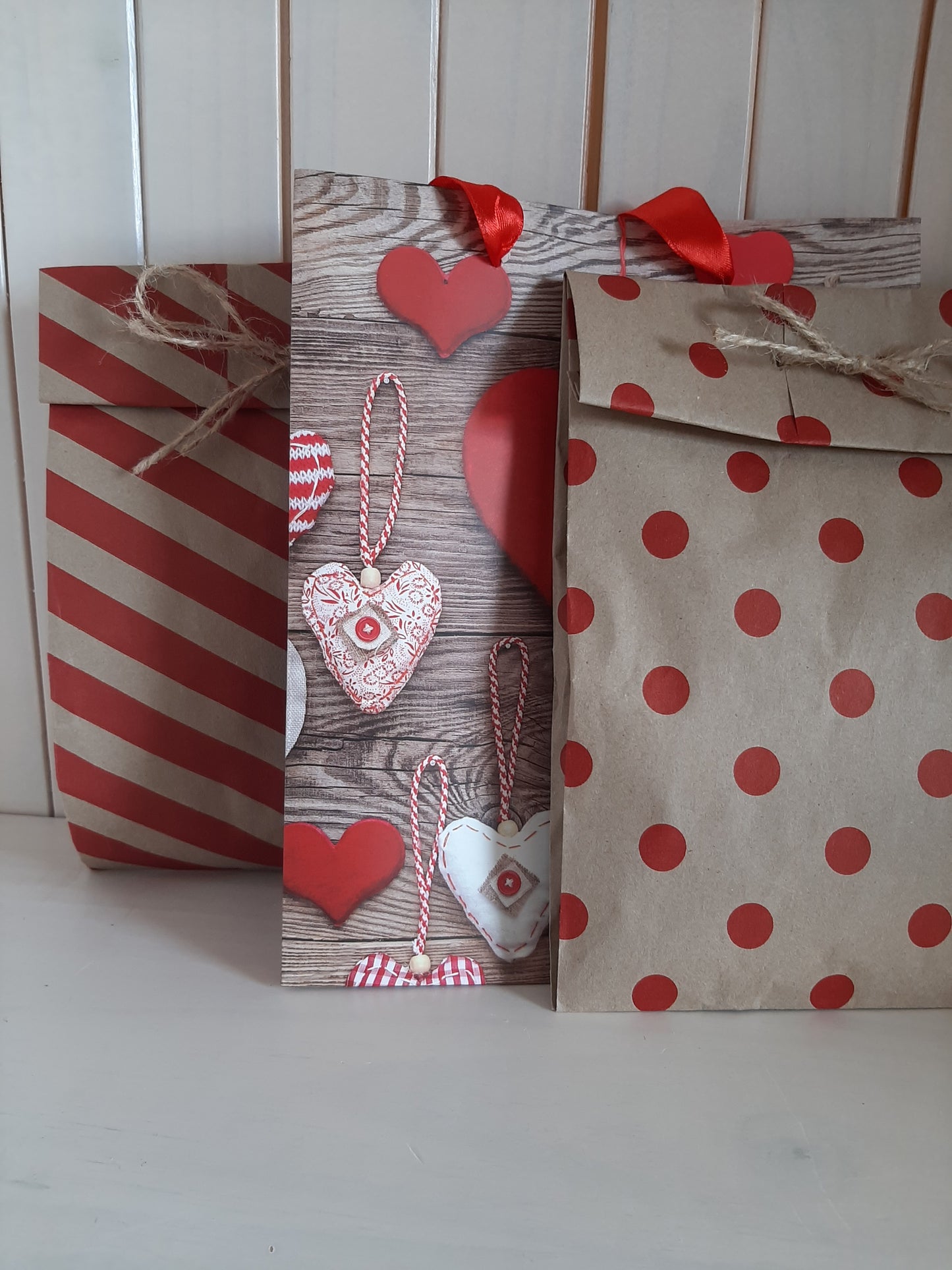 Christmas Wrapping Red & Brown Candy Stripe Paper gift bag Set (5)