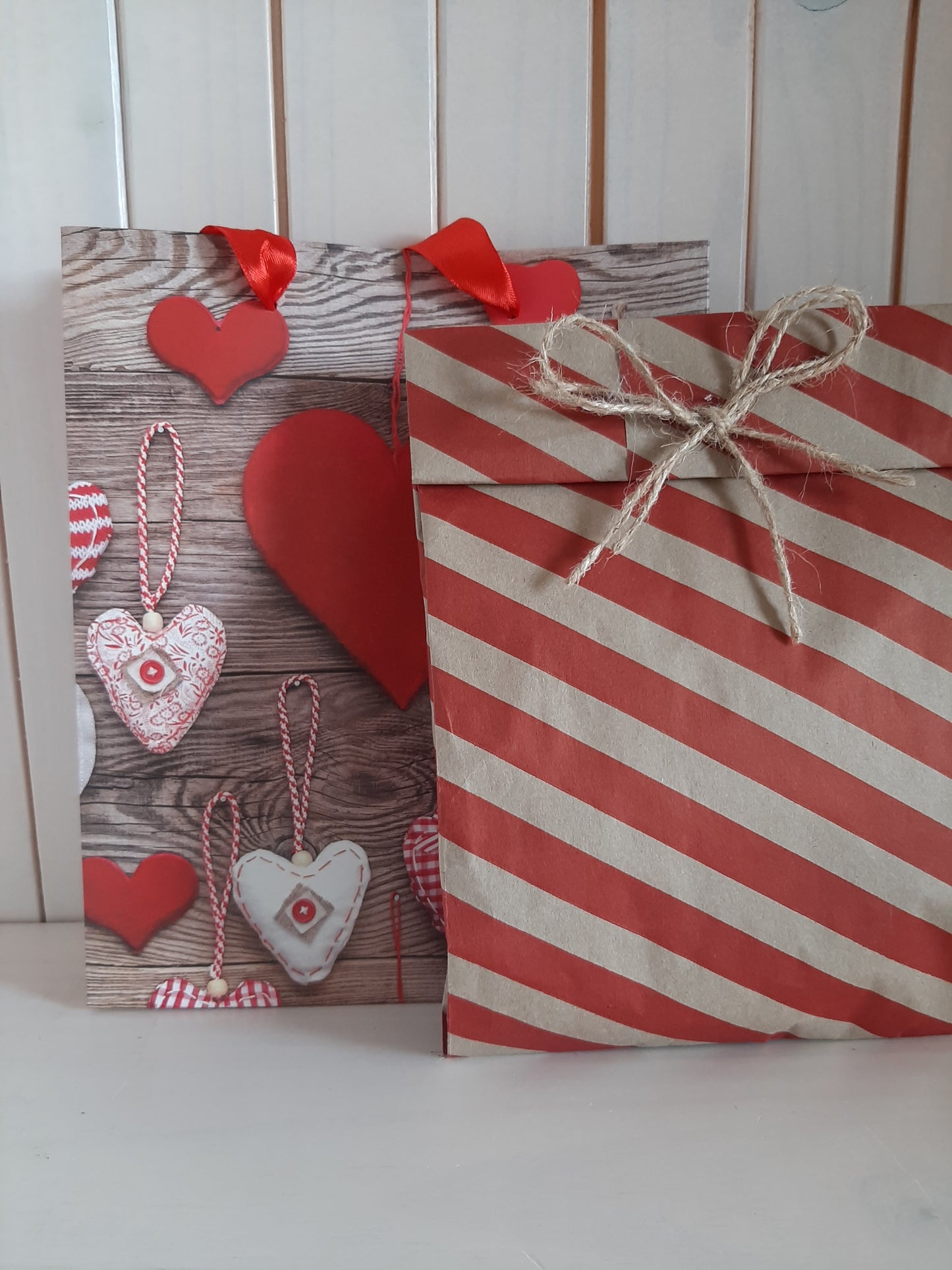 Christmas Wrapping Red & Brown Candy Stripe Paper gift bag Set (5)